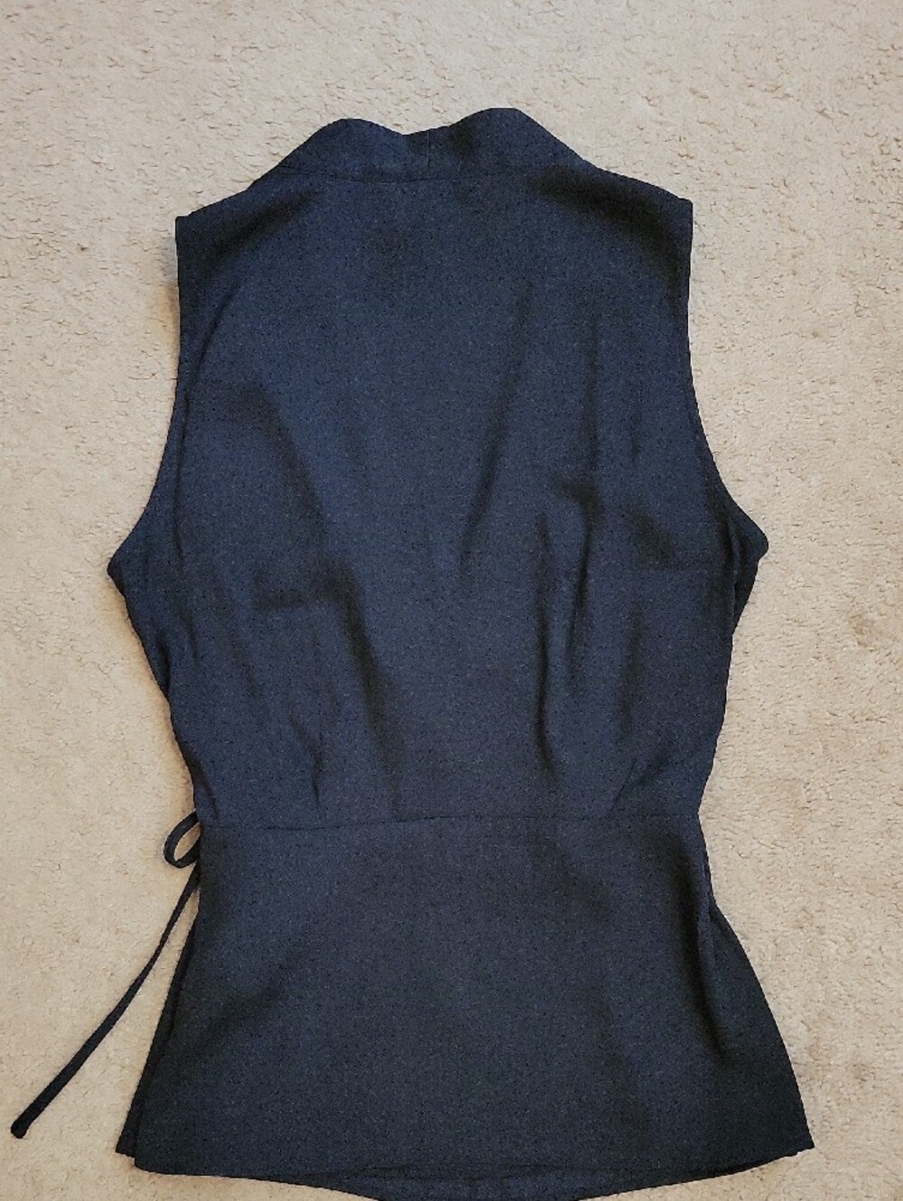 Banana Republic NWT Sleeveless Satin Wrap Top Washed Black XXS - Picture 4 of 6